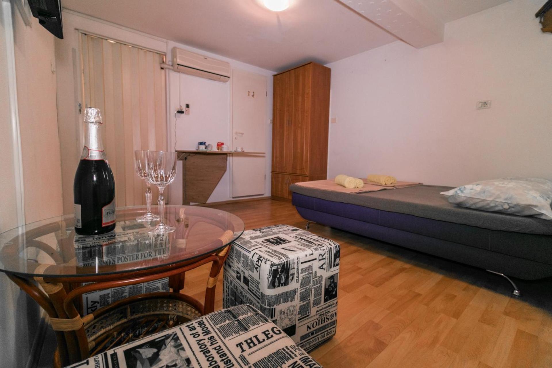 Fri Apartment 皮兰 外观 照片